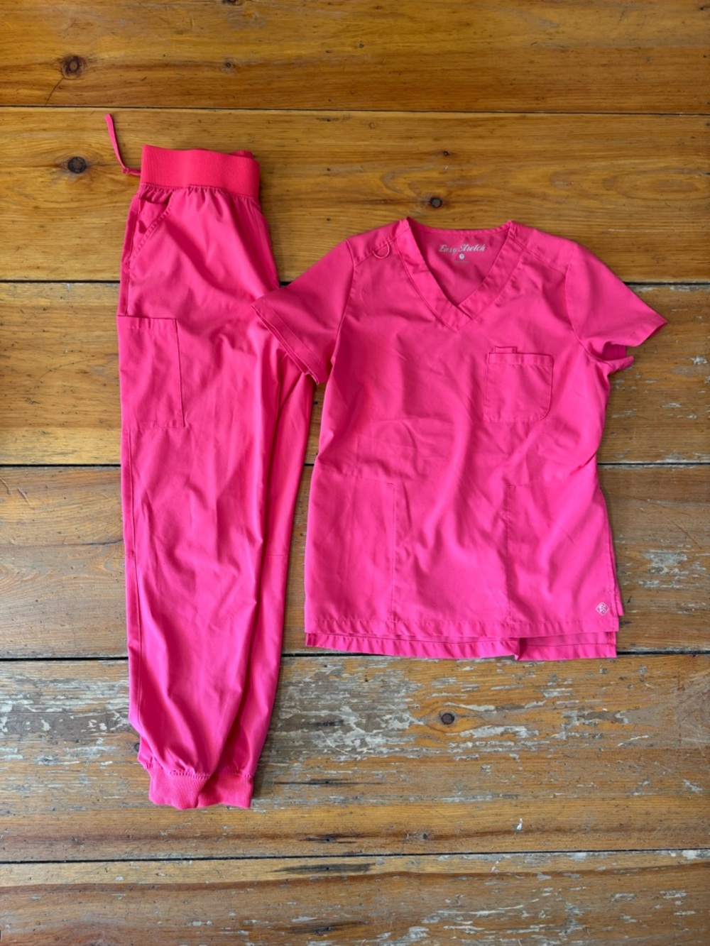 Women’s V-neck Scrub Top in Hot Pink